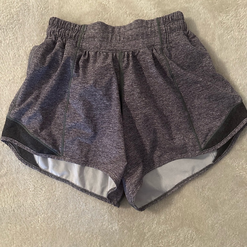 Lululemon Hotty Hots Shorts High Rise